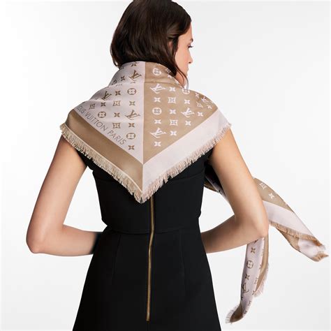 louis vuitton sjaal rood|louis vuitton duogram shawl.